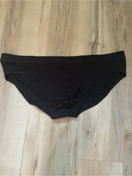 SKIMS Other - SKIMS Black Seamless Brief with Logo NEW